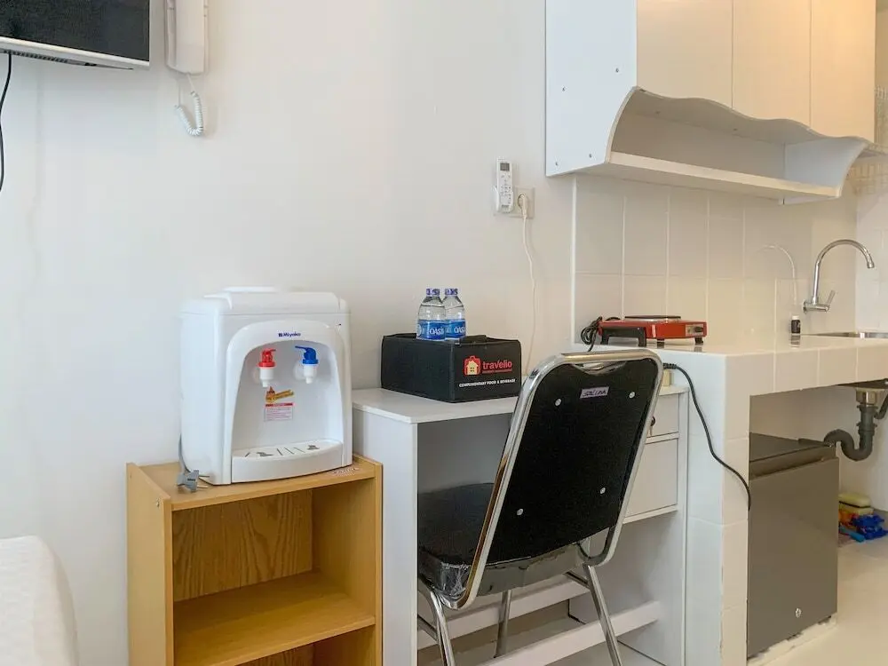 Южный Тангеранг: Compact And Homey Studio Tokyo Riverside Pik 2 Apartment