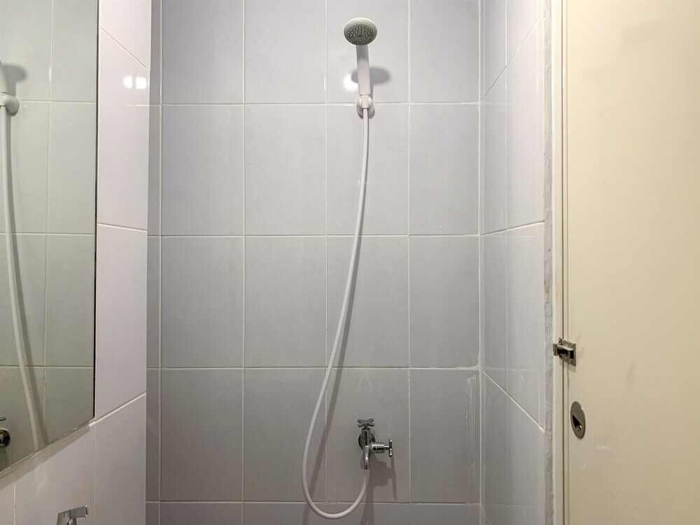 Южный Тангеранг: Compact Minimalist Studio At Tokyo Riverside Pik 2 Apartment