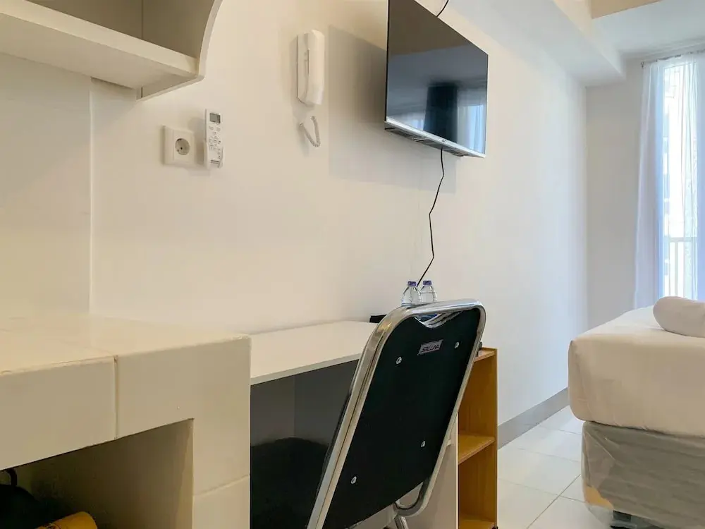 Южный Тангеранг: Comfy And Warm Studio Room At Tokyo Riverside Pik 2 Apartment