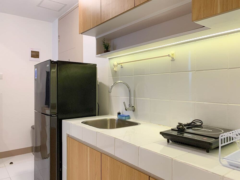 Южный Тангеранг: Warm And Cozy Living 2Br Tokyo Riverside Pik 2 Apartment
