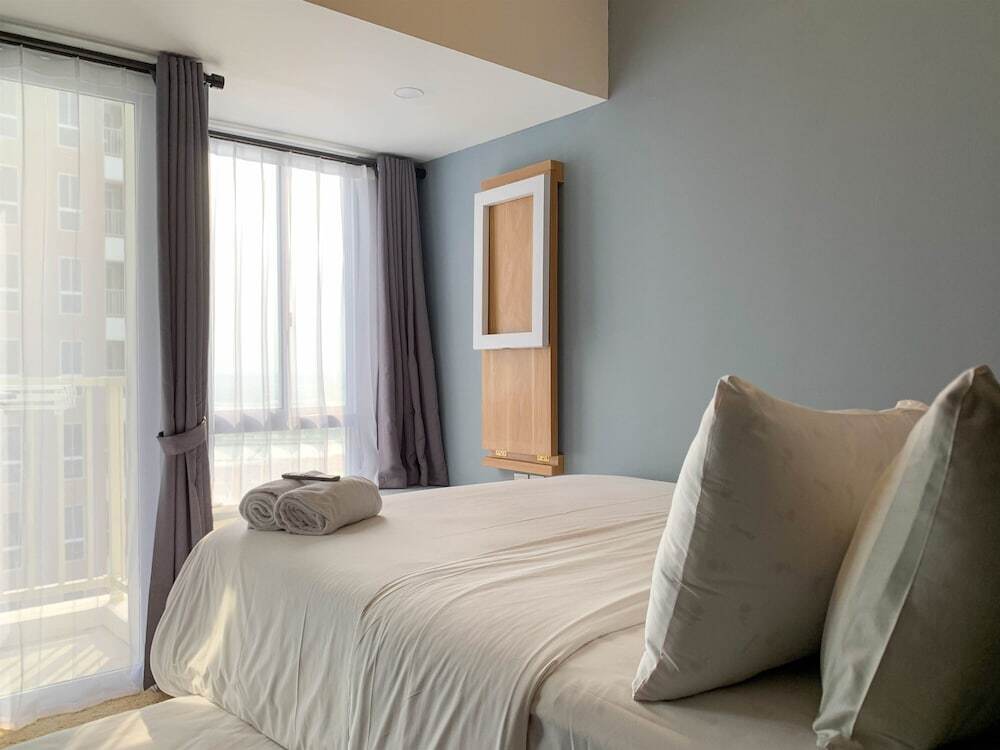 Южный Тангеранг: Cozy Studio At 31Th Floor Tokyo Riverside Pik 2 Apartment