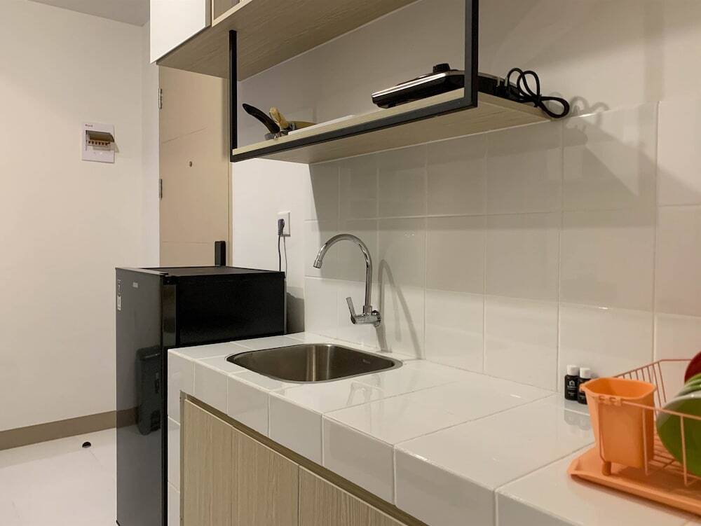 Южный Тангеранг: Homey And Functional 2Br Tokyo Riverside Pik 2 Apartment