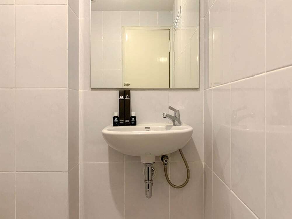 Южный Тангеранг: Homey And Functional 2Br Tokyo Riverside Pik 2 Apartment
