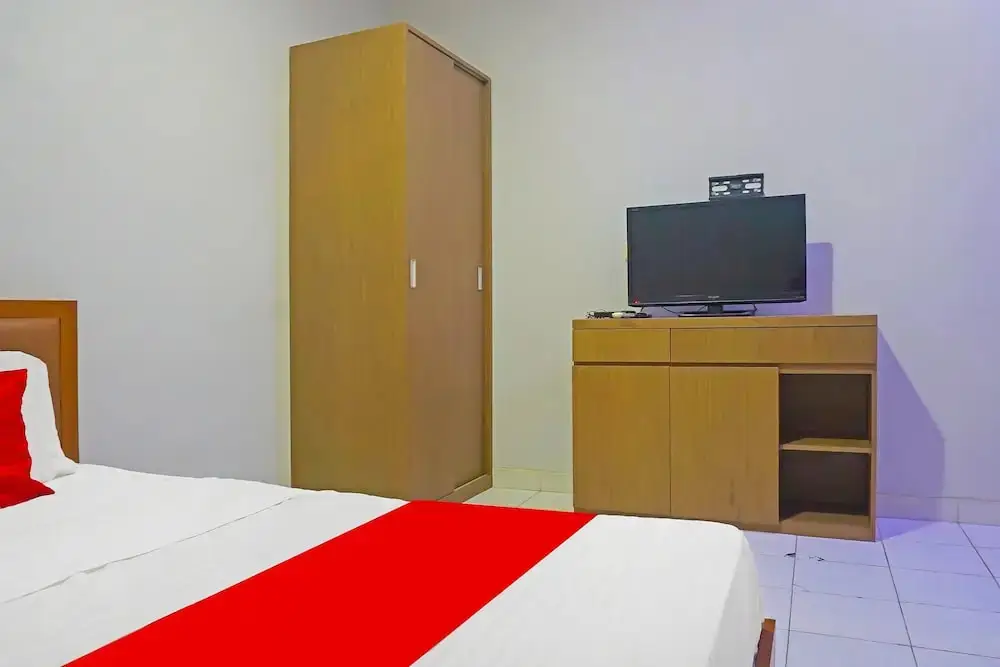 Джакарта: Capital O 92180 Orange Garden 47 Near Lapangan Bulutangkis Parahyangan Taman Sari
