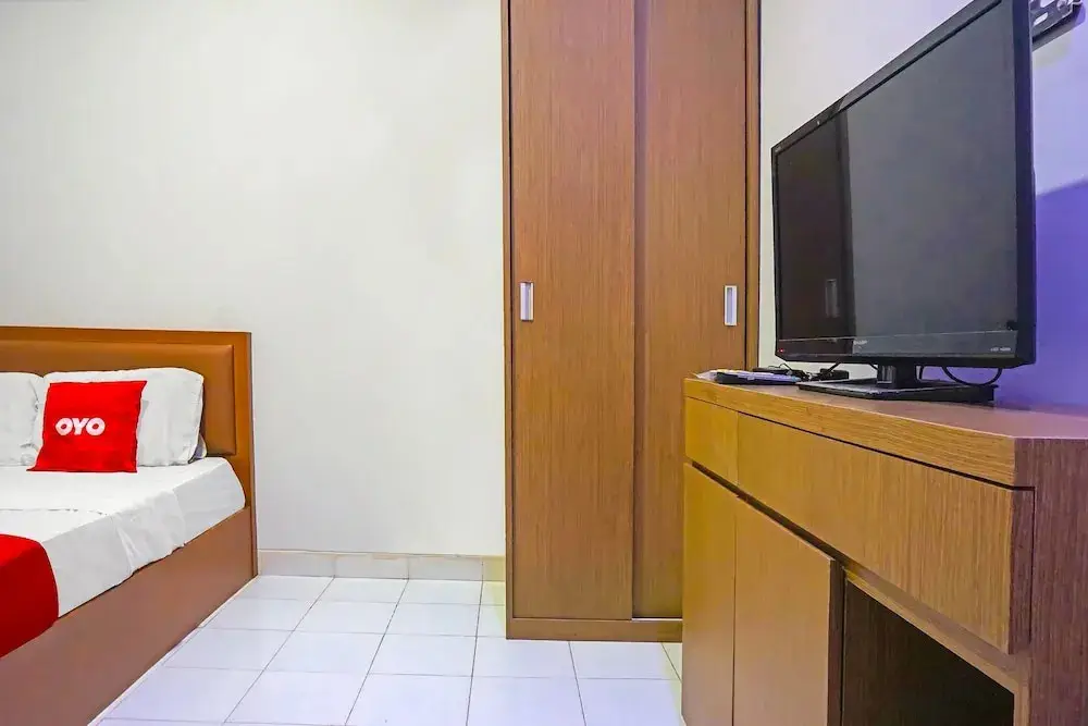 Джакарта: Capital O 92180 Orange Garden 47 Near Lapangan Bulutangkis Parahyangan Taman Sari