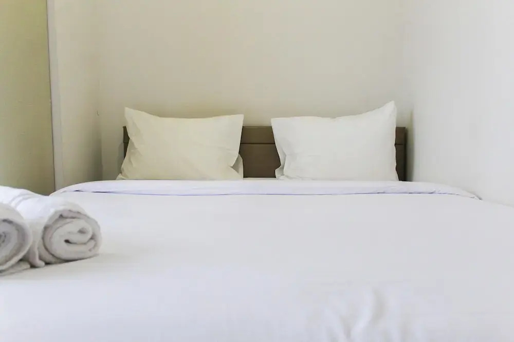Джакарта: Minimalist 1Br With City View At The Mansion Kemayoran Apartment