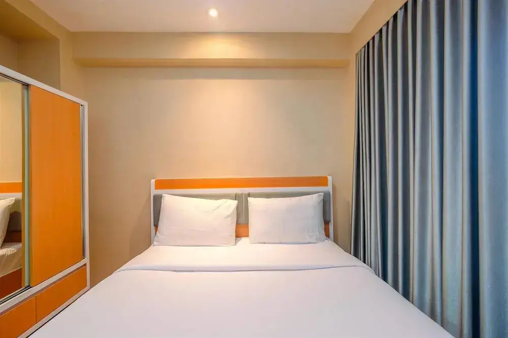 Джакарта: Comfort And Cozy Living Studio Room At Tifolia Apartment