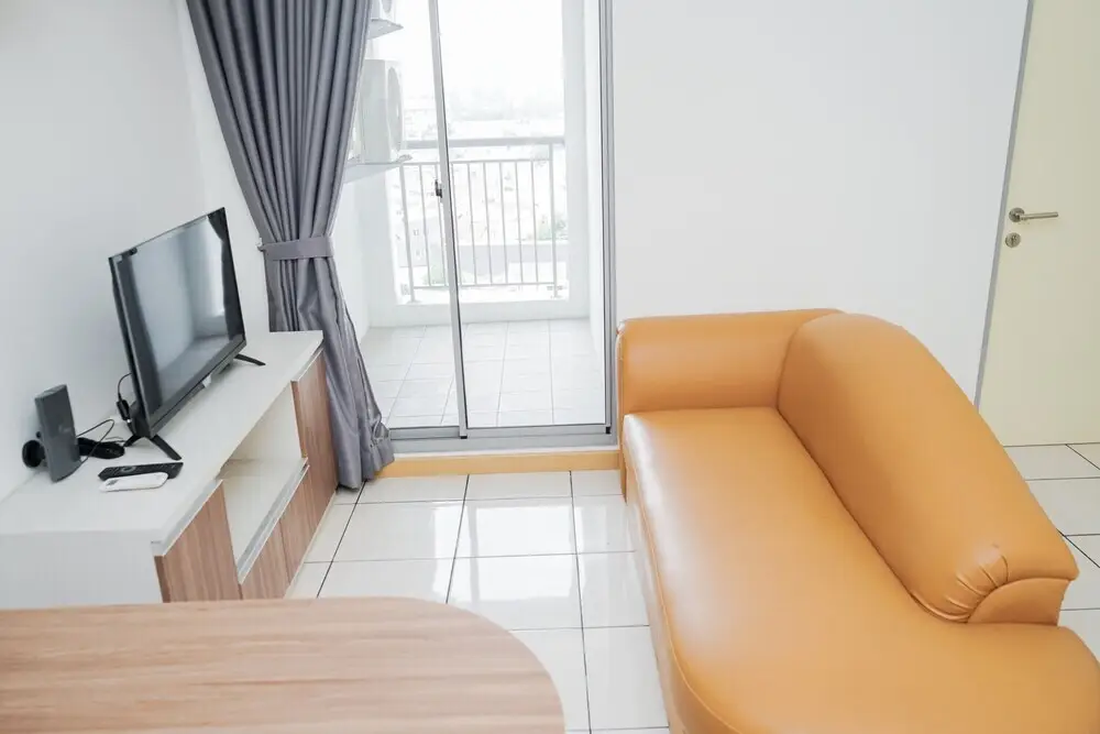 Legok: Simply And Cozy 3Br Apartment At M-Town Residence