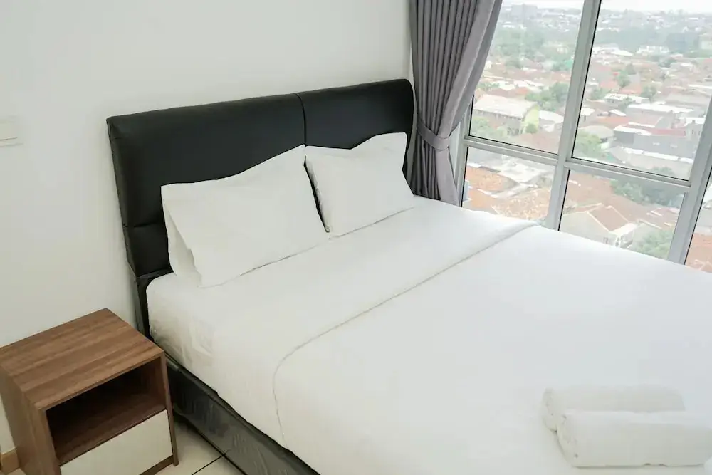 Legok: Simply And Cozy 3Br Apartment At M-Town Residence