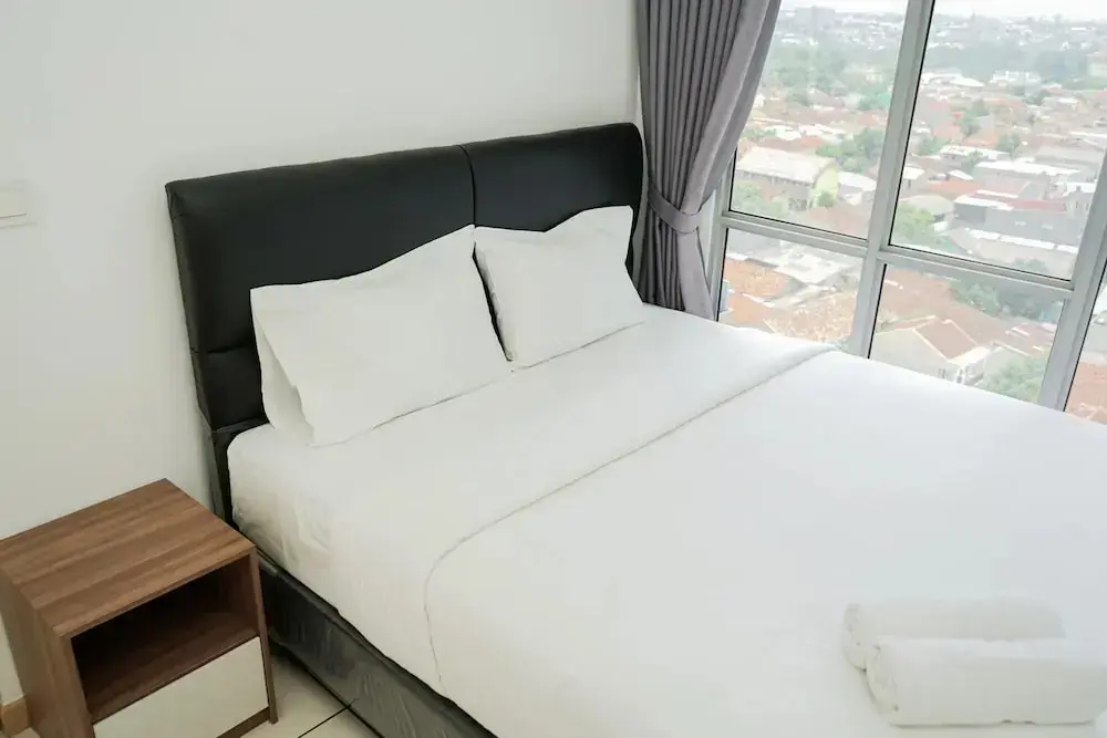 Legok: Simply And Cozy 3Br Apartment At M-Town Residence
