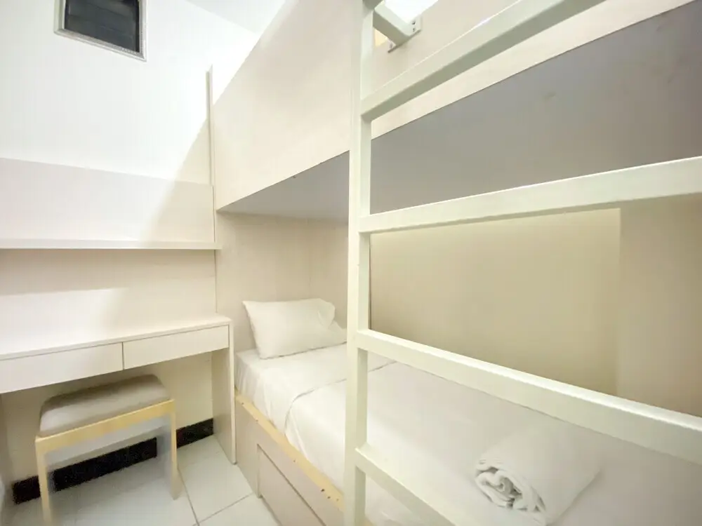 Депок: Spacious 2Br At 7Th Floor Cinere Resort Apartment
