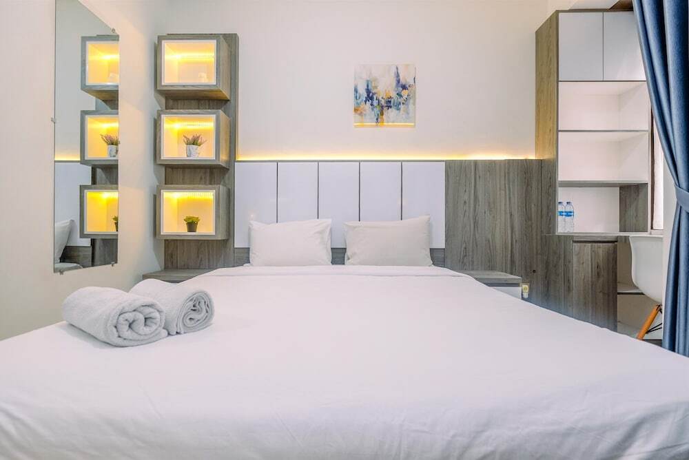 Депок: Great Choice And Comfortable Studio Transpark Cibubur Apartment