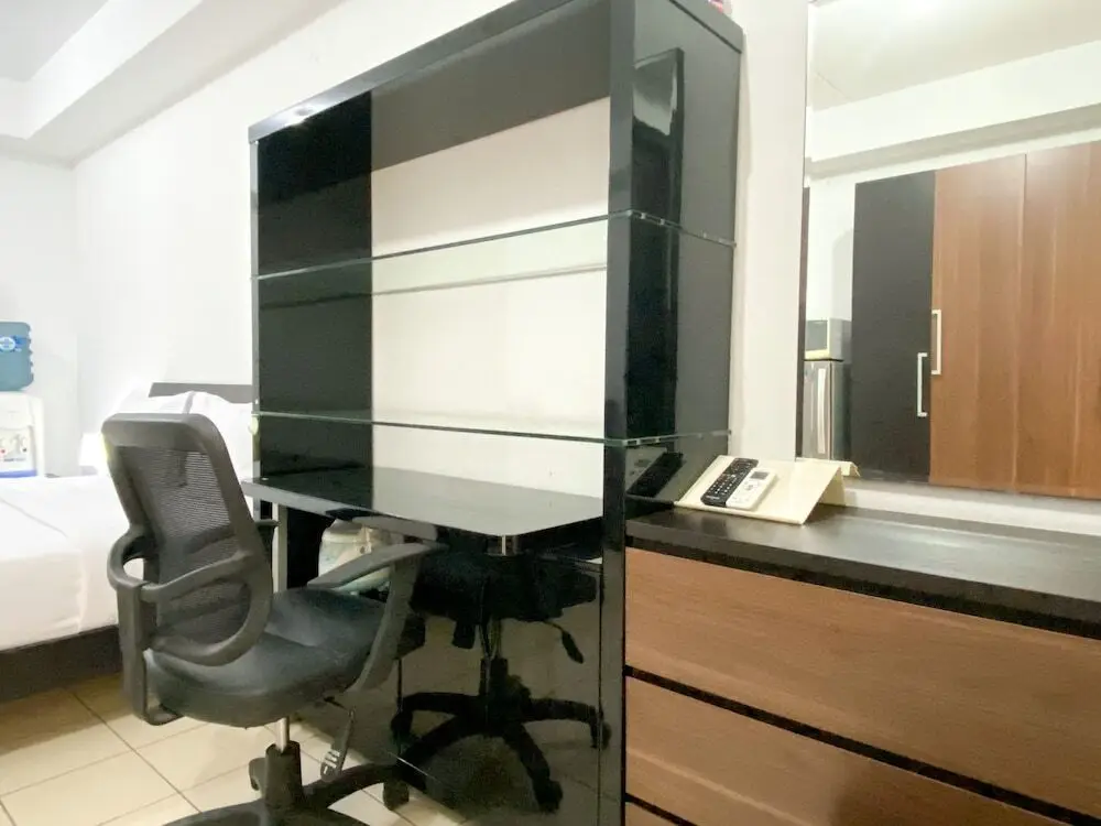 Чикаранг: Cozy Studio Apartment (No Kitchen) At Metropark Condominium Jababeka