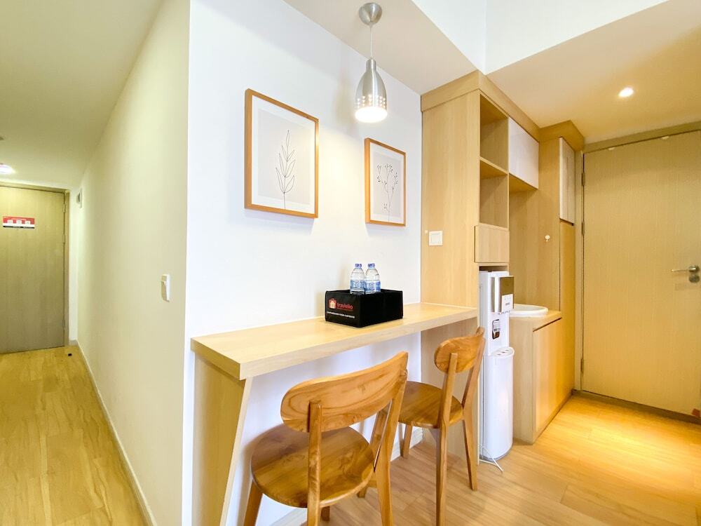 Сибату: Nice And Comfy 2Br Apartment At Meikarta