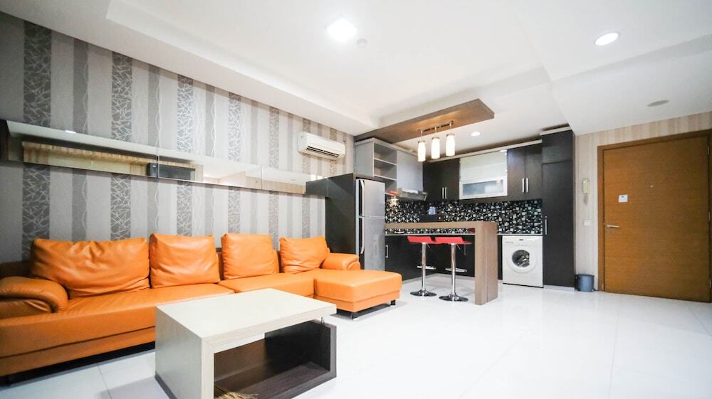 Сурабая: Homey And Cozy Living 2Br Apartment At Aryaduta Residence Surabaya