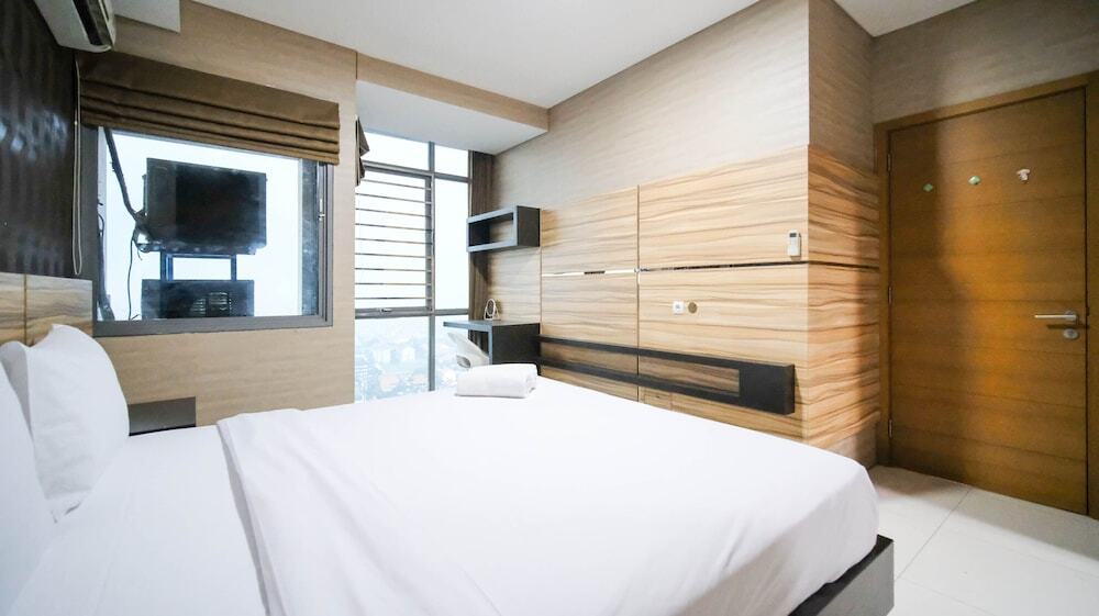 Сурабая: Homey And Cozy Living 2Br Apartment At Aryaduta Residence Surabaya