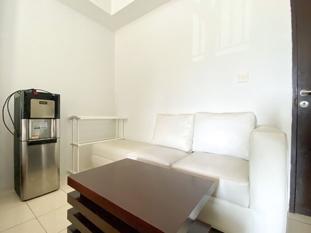 Чикаранг: Simply Look Studio Metropark Condominium Jababeka Apartment