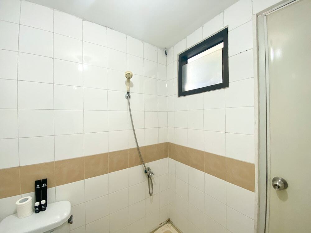 Чикаранг: Comfort Designed 2Br At Metropark Condominium Jababeka Apartment