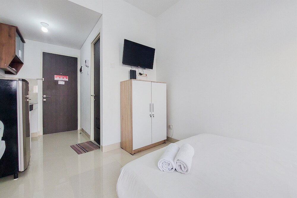 Legok: Cozy And Enjoy Living Studio Room At Serpong Garden Apartment