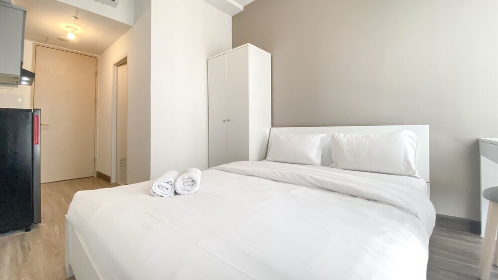 Южный Тангеранг: Well Furnished Studio Room At High Floor Tokyo Riverside Pik 2 Apartment