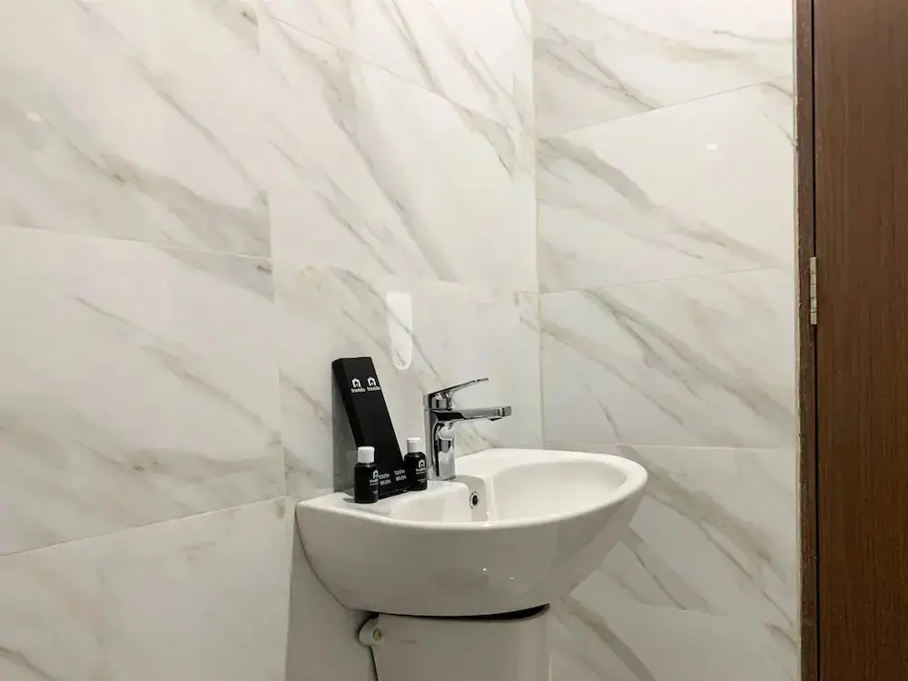 Джакарта: Modern And Comfortable 1Br Apartment Belmont Residence