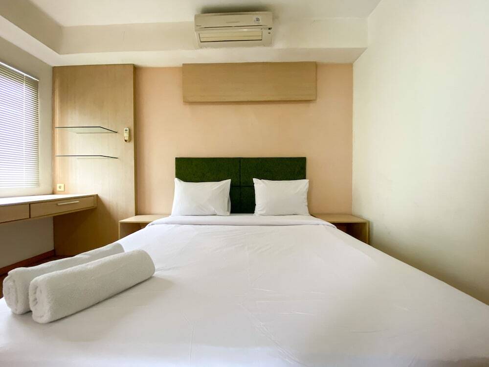 Чикаранг: Comfort 2Br At 6Th Floor Metropark Condominium Jababeka Apartment