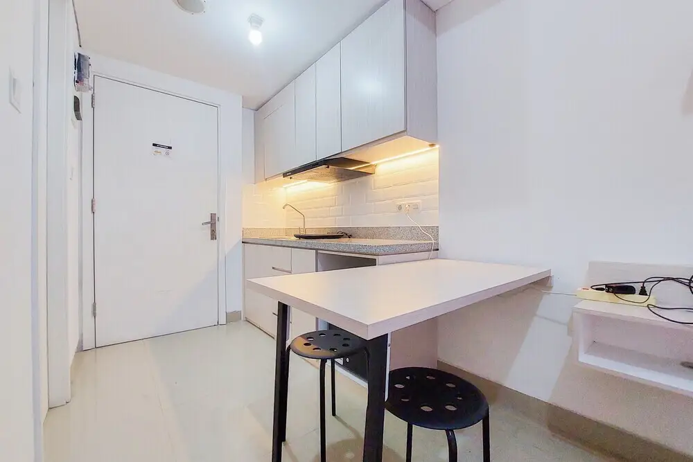 Тангеранг: Comfy Studio At Poris 88 Apartment