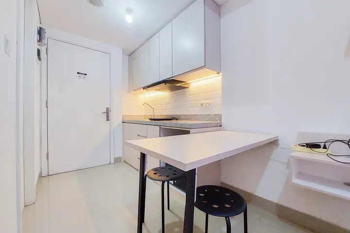 Тангеранг: Comfy Studio At Poris 88 Apartment