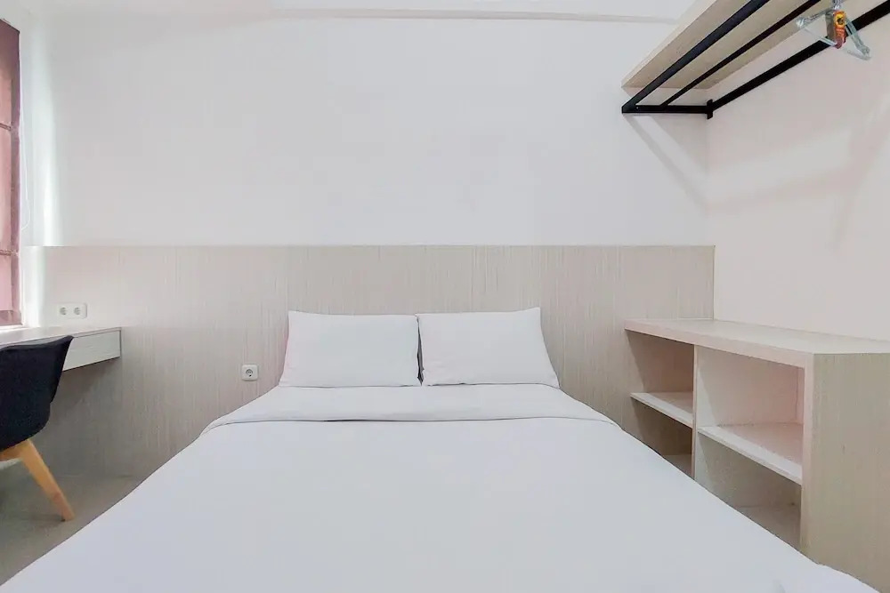 Тангеранг: Comfy Studio At Poris 88 Apartment