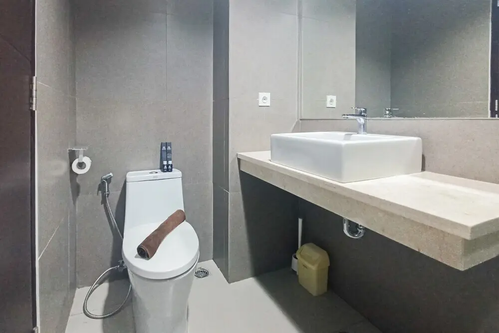 Ngaglik: Homey Studio At Patraland Amarta Apartment