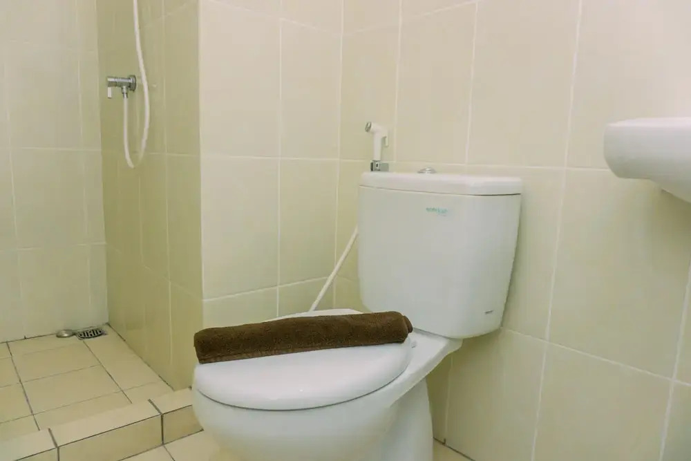 Legok: Well Furnished 2Br Apartment M-Town Residence Near Mall