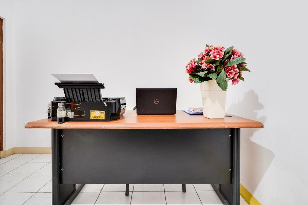 Бандунг: OYO 91546 Dewi Sudirman Homestay