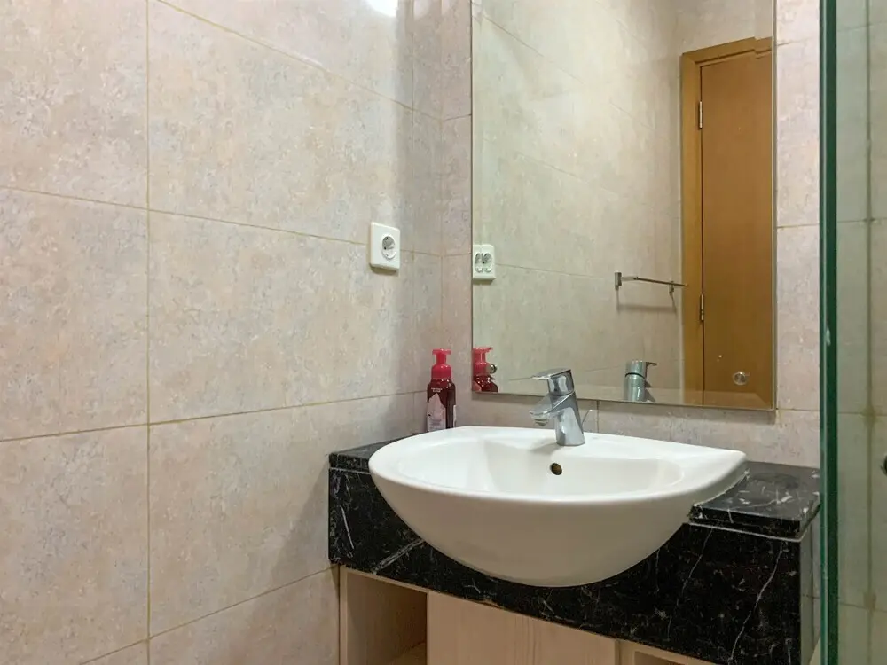 Джакарта: Lavish And Elegant 1Br At The Mansion Kemayoran Apartment