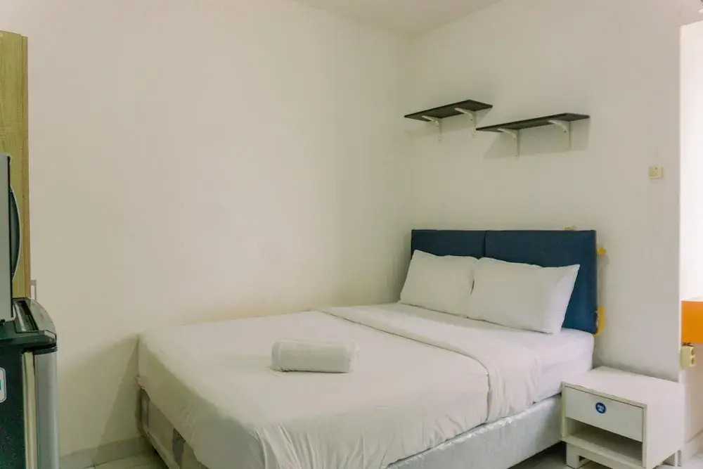 Тангеранг: Homey And Tidy Studio Room Aeropolis Apartment