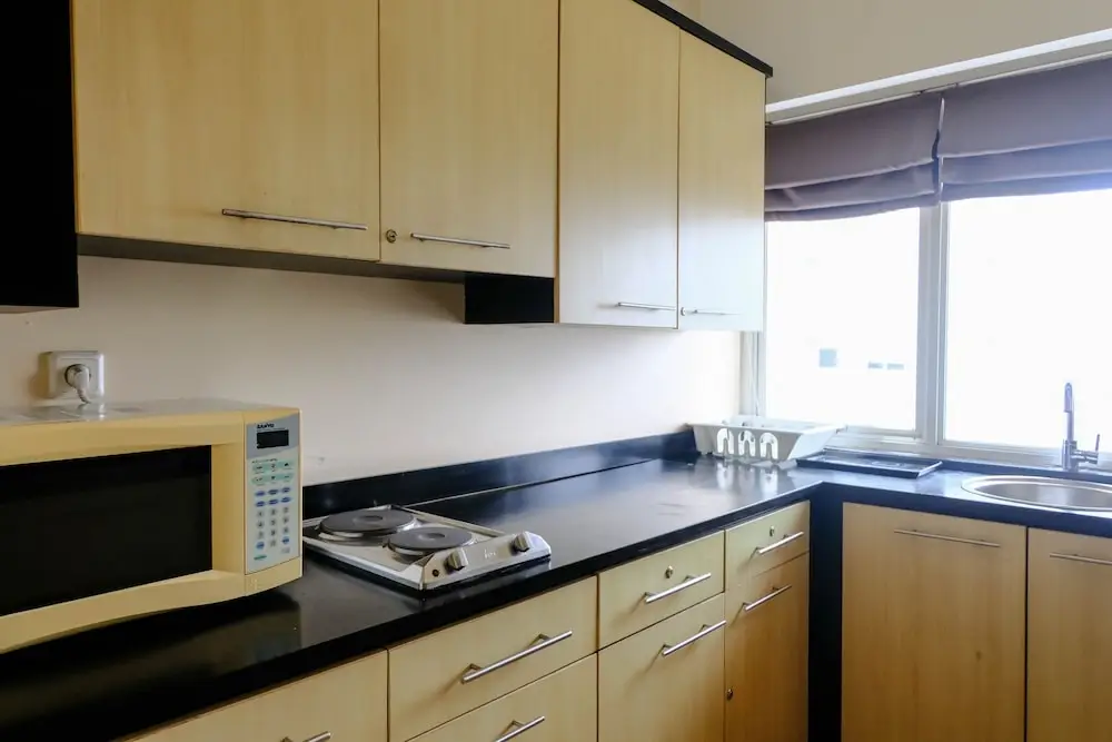 Бандунг: Homey And Cozy 3Br At Braga City Walk Apartment