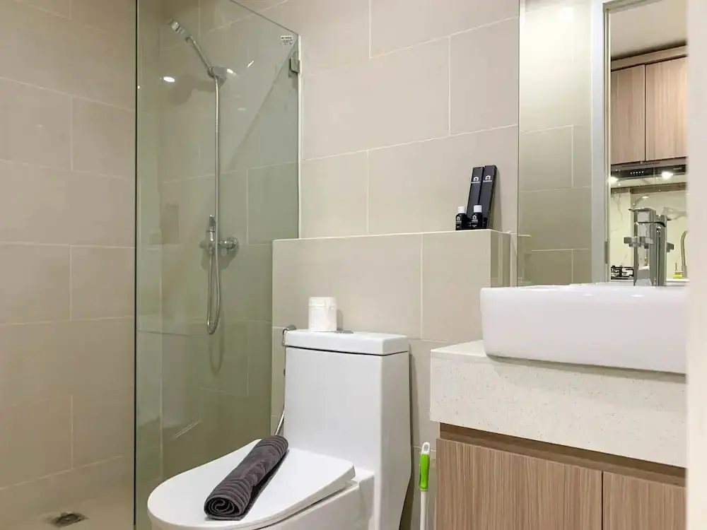 Джакарта: Brand New And Relaxing Studio At Daan Mogot City Apartment