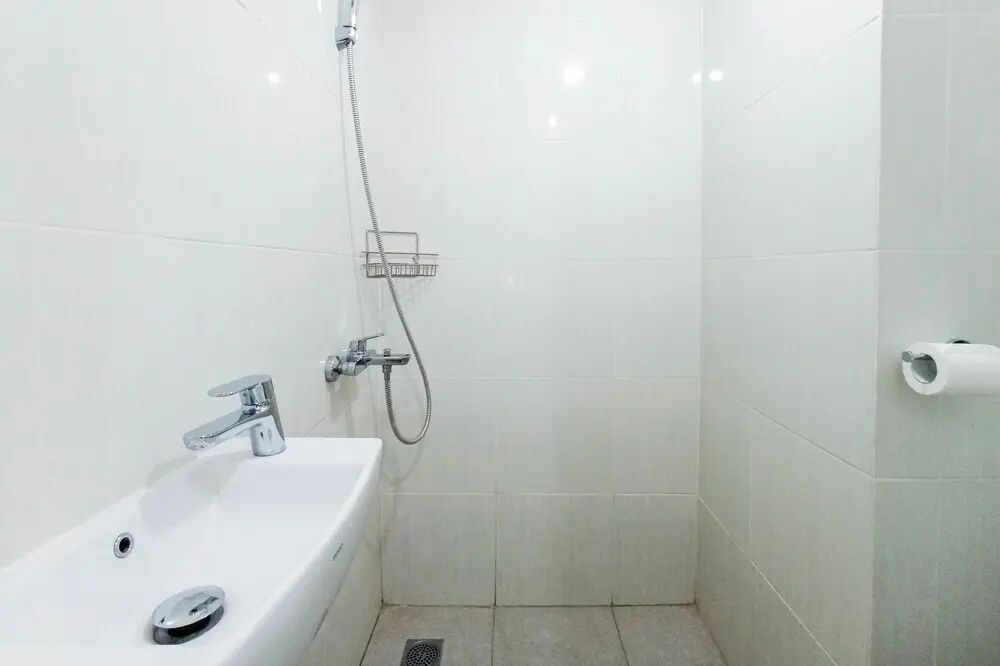 Джокьякарта: Modern Look And Comfortable Studio Barsa City Apartment