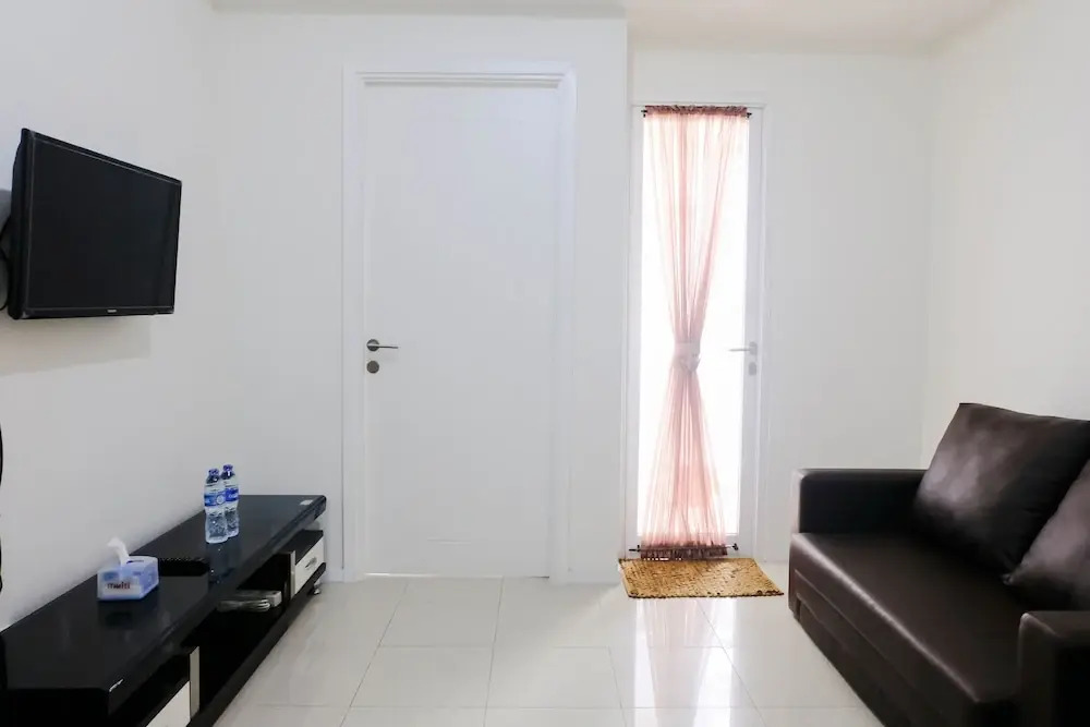 Бандунг: Good Deal 1Br Apartment At Parahyangan Residence