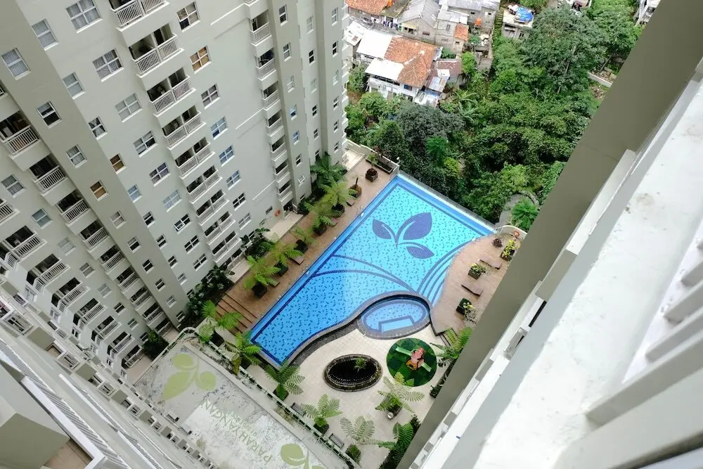Бандунг: Good Deal 1Br Apartment At Parahyangan Residence