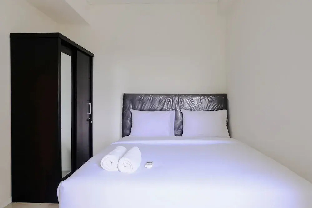 Бандунг: Good Deal 1Br Apartment At Parahyangan Residence
