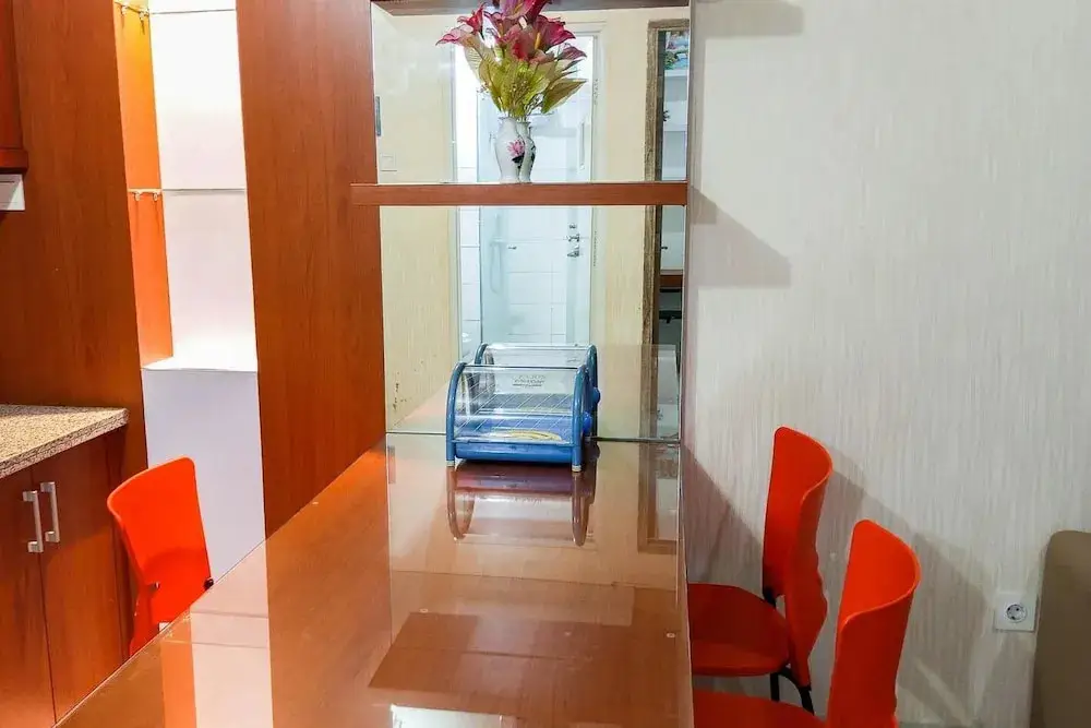 Семаранг: Comfort And Minimalist 2Br At Candiland Apartment