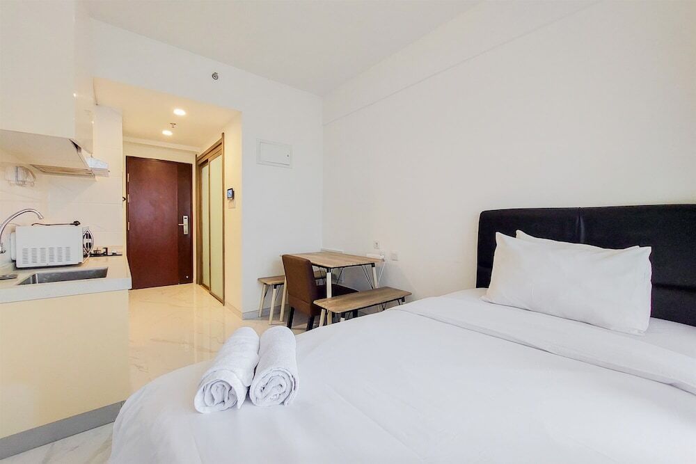 Legok: Minimalist Studio At 26Th Floor Sky House Bsd Apartment