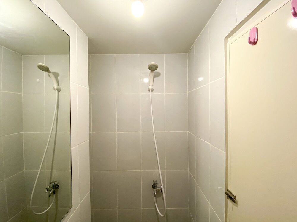 Южный Тангеранг: Homey And Enjoy Living Studio Tokyo Riverside Pik 2 Apartment