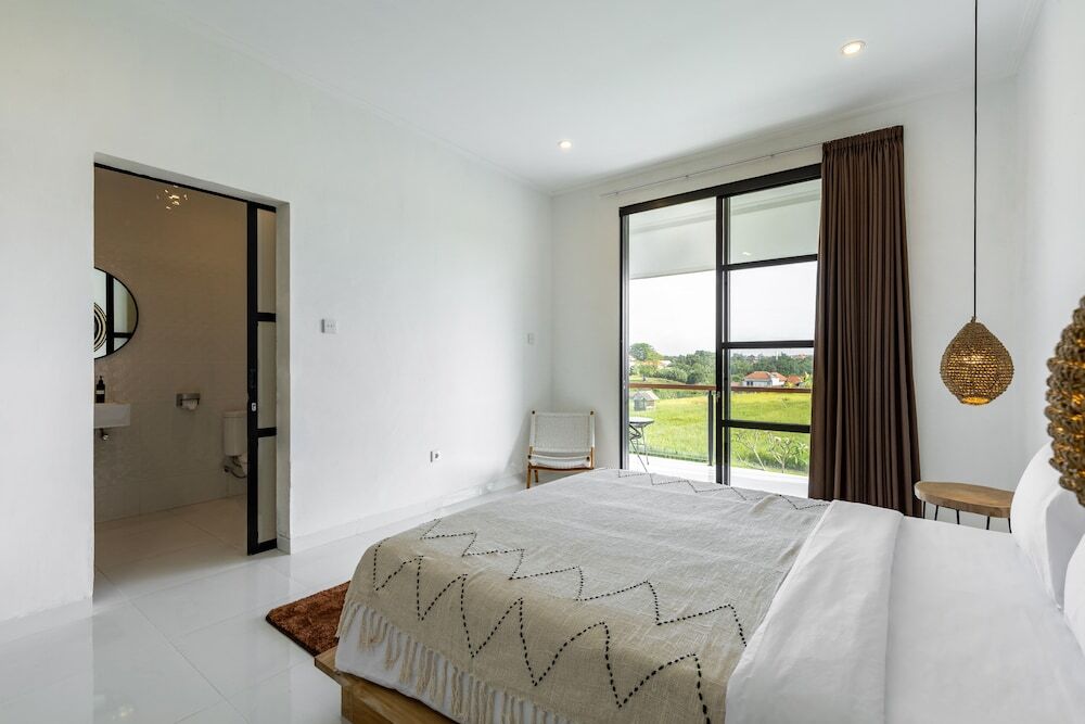 Чангу: 2BR Villa Alba in Canggu by Azure