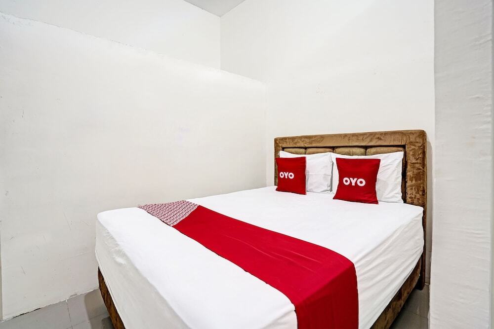 Ламонган: OYO 91653 Grand Syariah Hagawa Lamongan  Near SPORT CENTER LAMONGAN