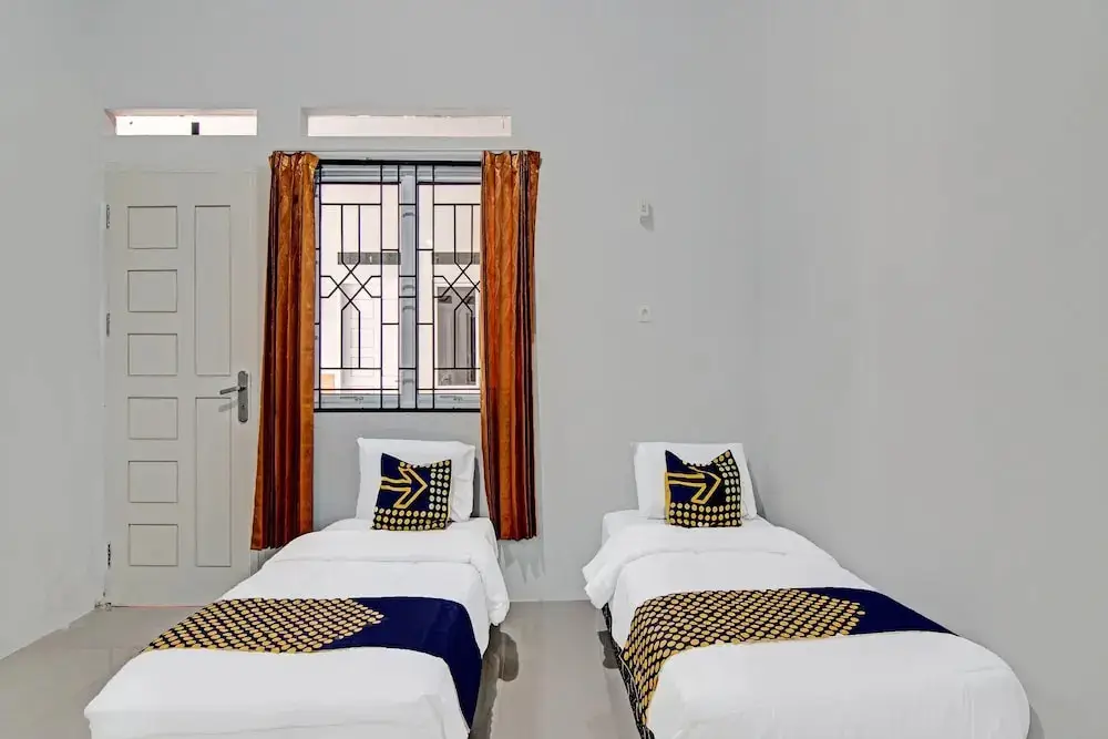 Пеканбару: OYO 91847 Rumah Singgah Kinaya Syariah