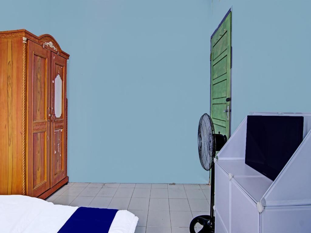 Пеканбару: SPOT ON 91918 Najla Guest House Syariah