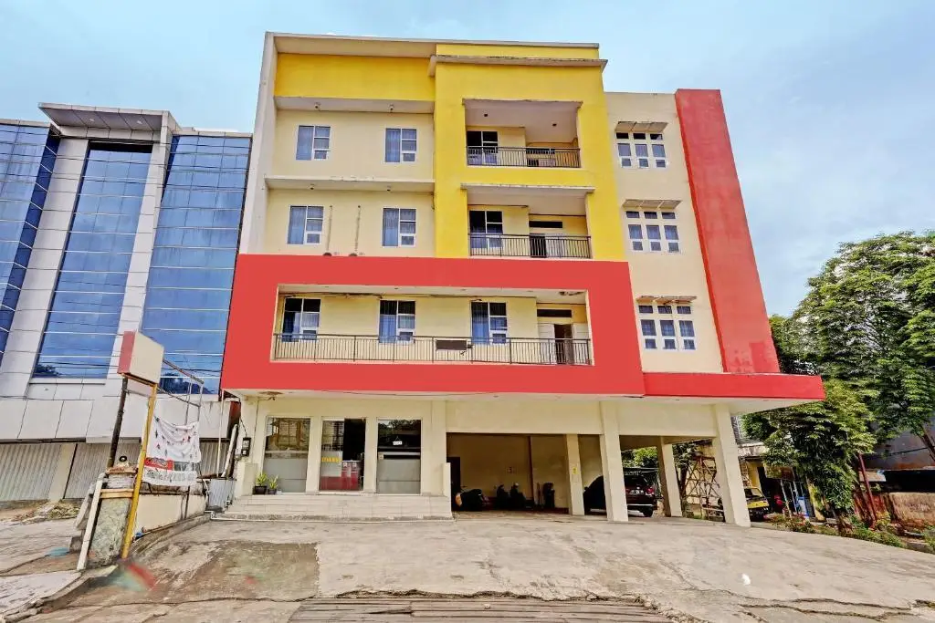 OYO 91861 Pemuda Kemuning Guest House — фото 1