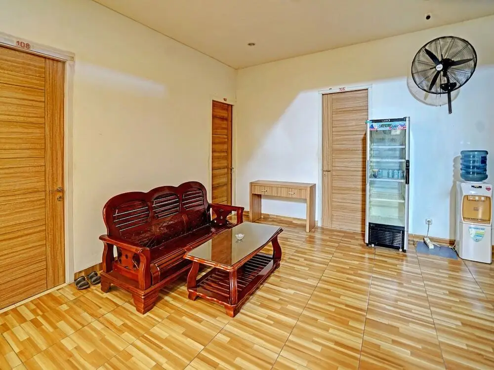 Палембанг: OYO Life 91989 K24 Residence Syariah