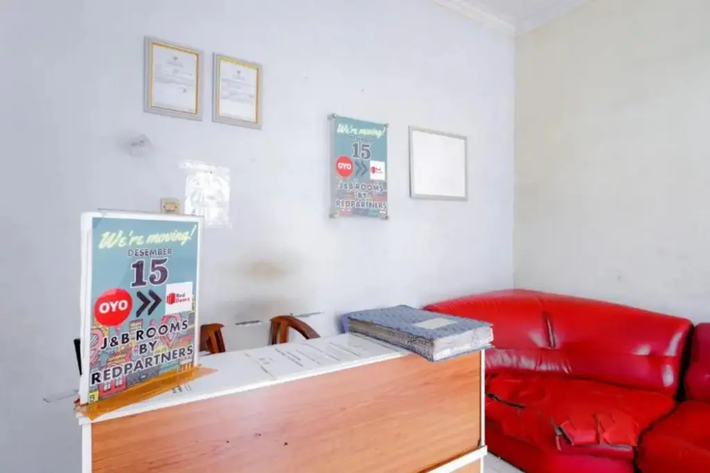 Джакарта: Super OYO 91535 J&b Rooms Tomang